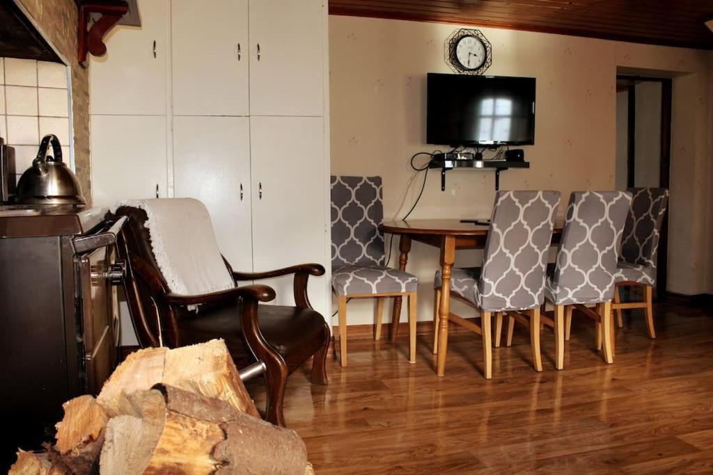 4 Bedroom Traditional Irish Farm House Killybegs Donegal Town Buitenkant foto
